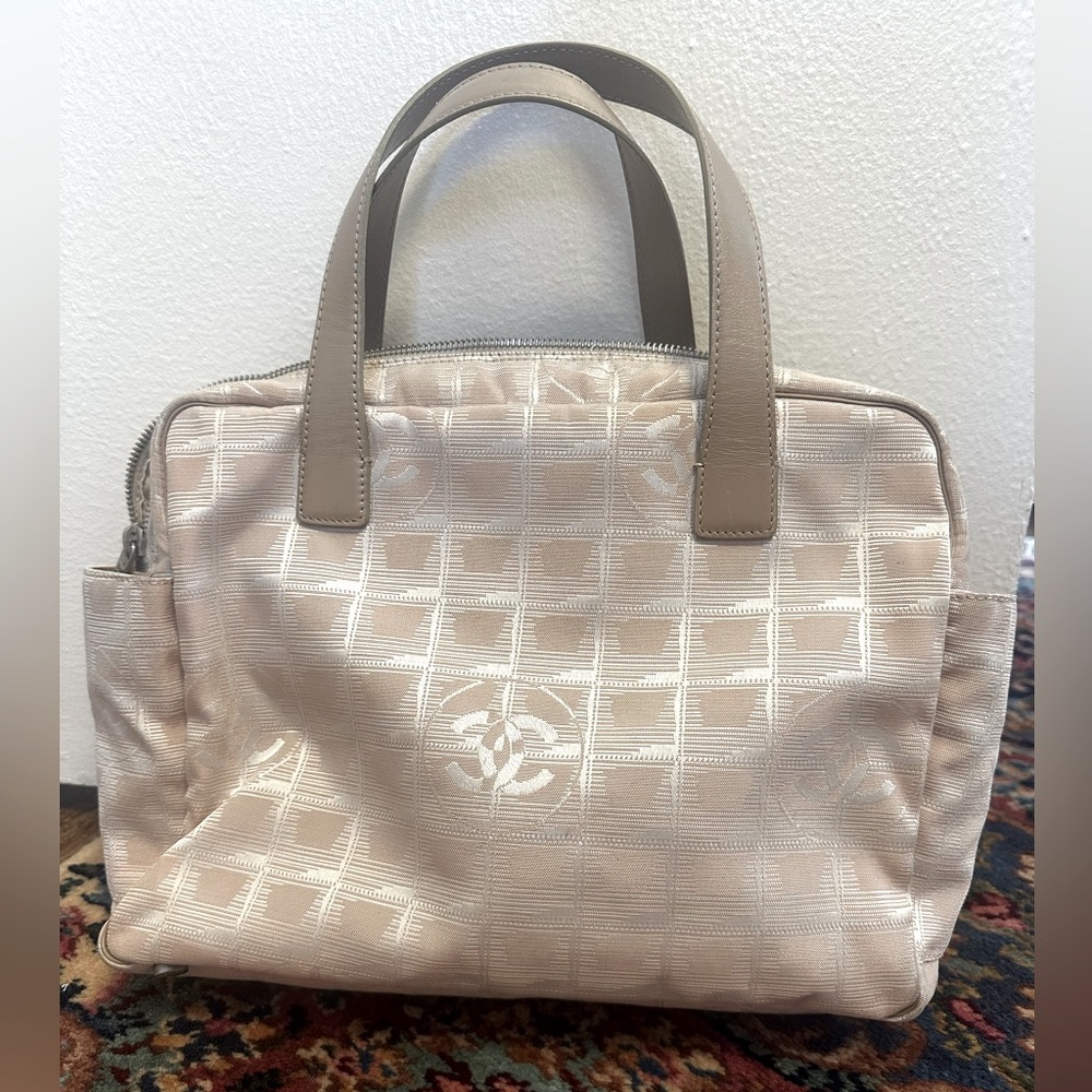 Vintage light pink Chanel toiletries/ cosmetic travel case
